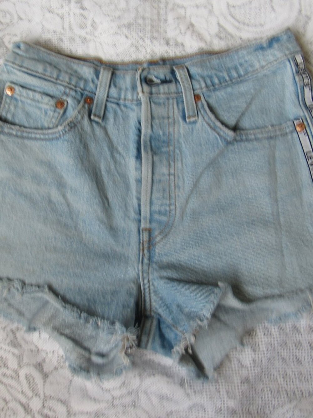 Levi's 501 Denim Shorts, Blue, sz. 24. Cotton